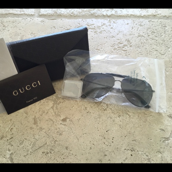 GUCCI BLACK SLIM AVIATORS WITH CROSSBAR - Picture 2 of 5